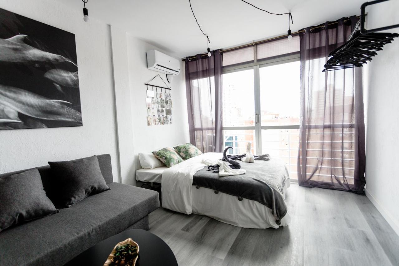 Modern Studio With See And City View เบนิดอร์ม ภายนอก รูปภาพ